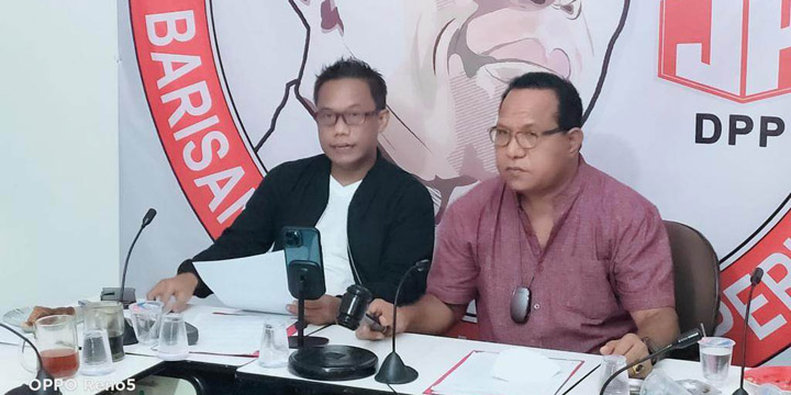 Wakil Ketua BaraJP, Frans Ansanay (kanan) bersama Wasekjen DPP BaraJP Jonny Sirait (kiri)