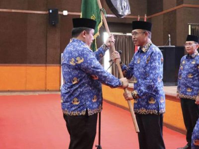 Dewan Pengurus Korps Pegawai Republik Indonesia (Korpri) Kabupaten Bekasi Periode 2023-2028 resmi dikukuhkan oleh Dewan Pengurus Korpri Provinsi Jawa Barat yang didampingi Pj Bupati Bekasi di Aula KH. Noer Ali pada Senin (20/03)