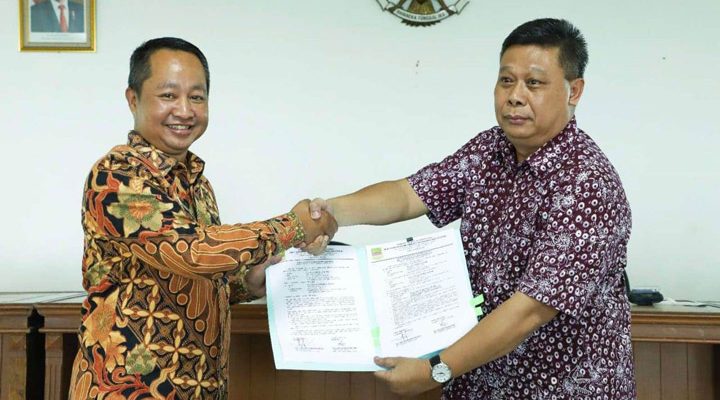 Dinas Komunikasi Informatika Persandian dan Statistik (Diskominfosantik) Kabupaten Bekasi, menggelar serah terima jabatan (sertijab)