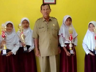 SDN Pengampelan Kota Serang meraih prestasi di ajang Olimpiade Sekolah Nasional (OSN), Festival Lomba Seni Sekolah Nasional (FLS2N), serta Olimpiade Olahraga Sekolah Nasional (O2SN)