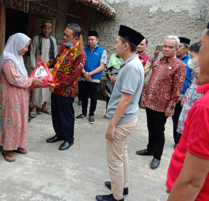 Isi Waktu Sore Bulan Ramadhan, Wabup Lampura Mengitari Kota