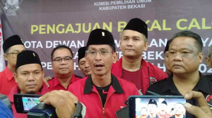 Dewan Pimpinan Cabang (DPC) Partai Demokrasi Indonesia Perjuangan (PDIP) Kabupaten Bekasi mengajukan 55 orang nama Calon Legislatif (Caleg) untuk Pemilu 2024