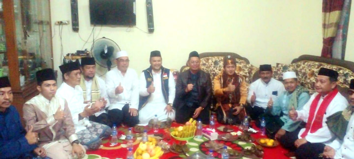 Tabligh Akbar Warga RW 14 di Masjid Jami' Nurul Huda Jatibening Meriah