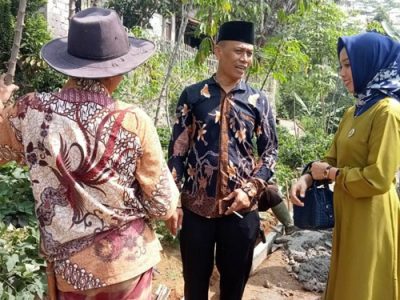 Dongkrak Perekonomian Masyarakat, Pemdes Girijaya Bangun Jalan