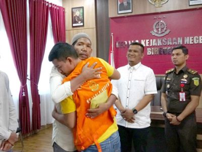 Kajari Bireuen Kembali Damaikan Kasus Penadahan
