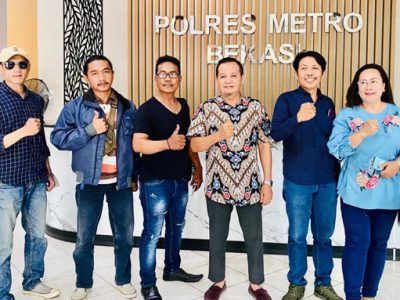 Merasa nama baik diri dan organisasinya difitnah telah menerima sejumlah uang dari salah satu kepala sekolah (Kepsek) SMP Negeri di Tambun Selatan, Ketua Ruang Jurnalis Nusantara (RJN) Bekasi Raya, Hisar Pardomuan membuat pengaduan ke Mapolrestro Kabupaten Bekasi