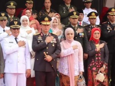 Sekretaris Daerah (Sekda) Kabupaten Sukabumi, Ade Suryaman SH., MM., mewakili bupati menghadiri Upacara HUT Bhayangkara Ke-77 Tingkat Polres Kota Sukabumi