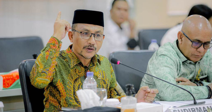 Anggota DPD RI asal Aceh, H. Sudirman atau Haji Uma