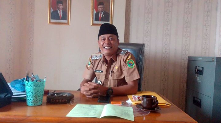 Kepala Desa Campakamulya, Haris