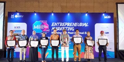 PT PLN Unit Induk Distribusi Jawa Barat meraih penghargaan Industry Marketing Champion Jabar 2023 di ajang Marketing Festival yang diselenggarakan oleh MarkPlus Corp
