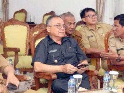 Wakil Bupati Sukabumi, H. Iyos Somantri mengikuti sosialisasi indentifikasi data penerima bantuan sosial (bansos) secara virtual