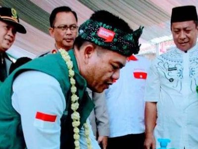 Musim kemarau panjang berakibat pada kekeringan di Kabupaten Bandung. Kondisi ini ditandai dengan menurunnya kapasitas produksi air oleh PDAM Tirta Raharja