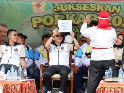 Pj. Bupati Bekasi, Dani Ramdan membuka secara resmi Pekan Olahraga Kabupaten (Porkab) Bekasi tahun 2023, di Stadion Wibawamukti, Cikarang Timur, Rabu (11/10/2023).