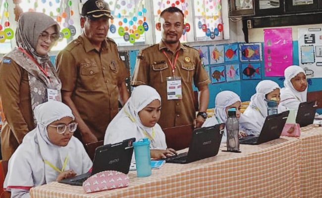 Sebanyak 60 siswa SDN 21 Bireuen mengikuti Asesmen Nasional Berbasis Komputer (ANBK) tahun 2023