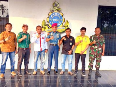 Kepala Pemukiman Angkatan Laut (Ka Kimal), Letkol Marinir Herman Sobli menyambut hangat kedatangan aliansi ormas dan LSM yang tergabung dalam GEBRAK