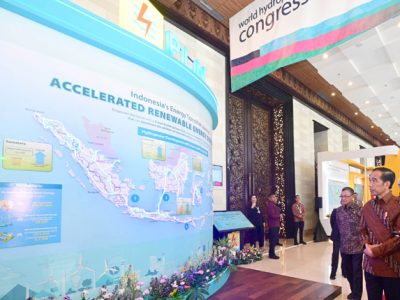 Presiden Republik Indonesia, Joko Widodo mengunjungi booth PT PLN (Persero) dalam rangkaian World Hydropower Congress (WHC) 2023 di Nusa Dua Bali, Selasa (31/10/2023) lalu