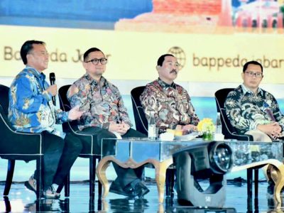Rektor IPDN, Prof. Dr. Drs. H. Hadi Prabowo., M.M mewakili Menteri Dalam Negeri menghadiri Musrenbang RPJPD tahun 2025-2045 dan RKPD tahun 2025 Provinsi Jawa Barat. (Foto: Istimewa)