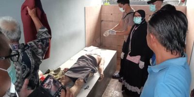 Sesosok mayat ditemukan di dalam WC umum Terminal Laladon, Kampung Laladon Gede, RT 05, RW 04, Desa Laladon, Kecamatan Ciomas, Kabupaten Bogor