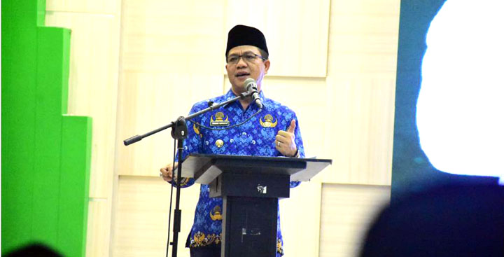 Bupati Bandung Dr. HM. Dadang Supriatna