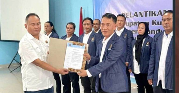 PWI Jabar Lantik Pengurus Baru 4 Kabupaten/Kota di Bandung
