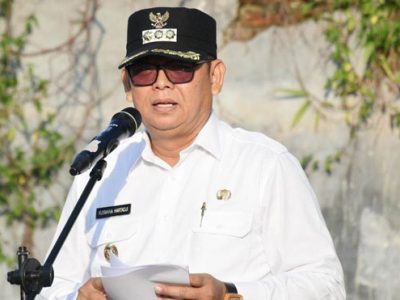 | Penjabat Wali Kota Sukabumi, Kusmana Hartadji kembali bertindak sebagai pembina apel pagi di lingkungan Unit Organisasi Bersifat Khusus (UOBK) Rumah Sakit Umum Daerah R. Syamsudin, S.H (RS Bunut