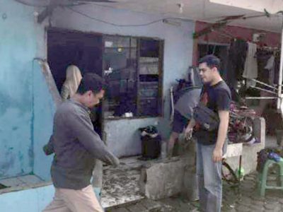 Kebakaran menimpa sebuah rumah kontrakan milik Udin, di Kampung Amaliah RT 05/04, Desa Ciawi, Kecamatan Ciawi, Kabupaten Bogor