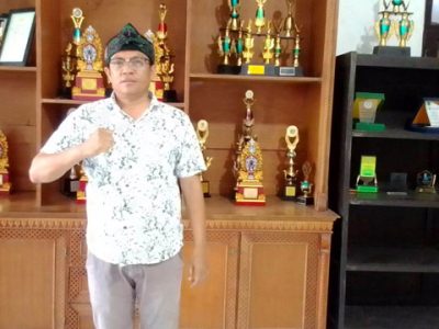 Kepala Desa Cangkuang Wetan, Asep Kusmiadi S.Pd.I., M.Pd