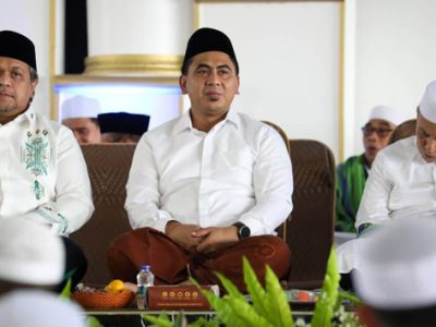 Wakil Gubernur Jawa Tengah, Taj Yasin (tengah). Foto: Istimewa