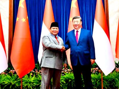Presiden RI, Prabowo Subianto dan Presiden Republik Rakyat Tiongkok (RRT) Xi Jinping usai melakukan pertemuan bilateral di Great Hall of the People, Beijing. (Istimewa)
