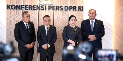 Ketua DPR RI Puan Maharani saat konferensi pers terkait keracunan massal MBG. (foto: istimewa)