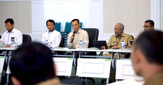 Wakil Bupati Bogor, Ade Ruhandi (Jaro Ade) mewakili Bupati Bogor, Rudy Susmanto memimpin Rapat Koordinasi Pencegahan Korupsi melalui perbaikan tata kelola pemerintah daerah