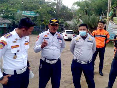 Pemerintah Kabupaten (Pemkab) Bogor melalui Dinas Perhubungan (Dishub) memastikan arus lalu lintas lancar dalam perbaikan Jalan Janala-Lebakwangi