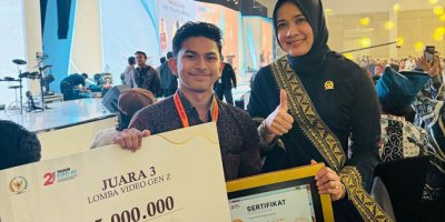 Khwanul Kiram Bawarith (kiri) dan senator asal Aceh Darwati A. Gani (kanan)