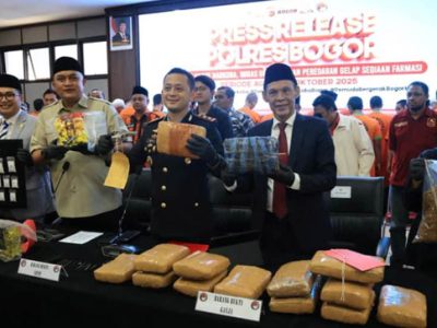 Bupati Bogor Rudy Susmanto mengapresiasi jajaran Polres Bogor atas keberhasilan mengungkap 114 perkara terkait peredaran gelap narkoba, miras, dan obat keras