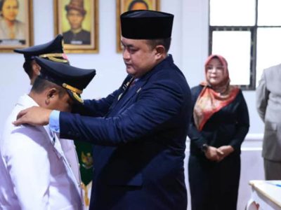 Bupati Bogor, Rudy Susmanto, kembali melantik serta mengambil sumpah jabatan terhadap 25 pejabat administrator dan pengawas di lingkungan Pemerintah Kabupaten Bogor