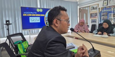 Kepala Sekolah Alam Islami Muhammadiyah Pondokgede menggentarkan Forum Asia dengan topik Bangun Komunitas Dalam Ruang Kelas