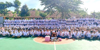 Tumbuhkan Karakter Positif, SMPN 2 Megamendung Rutin Salat Dhuha