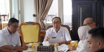Sekretaris Daerah (Sekda) Kabupaten Sukabumi, H. Ade Suryaman menegaskan untuk mewujudkan iklim investasi yang sehat