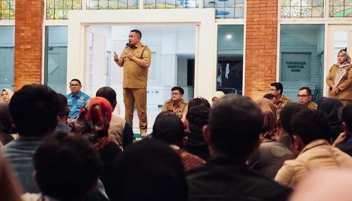 Merangkul PKL Ala Bupati Bogor Rudy Susmanto