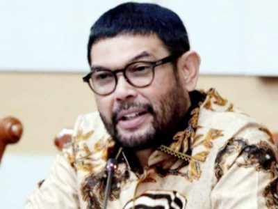 Legislator Asal Aceh Dr. H. M. Nasir Djamil