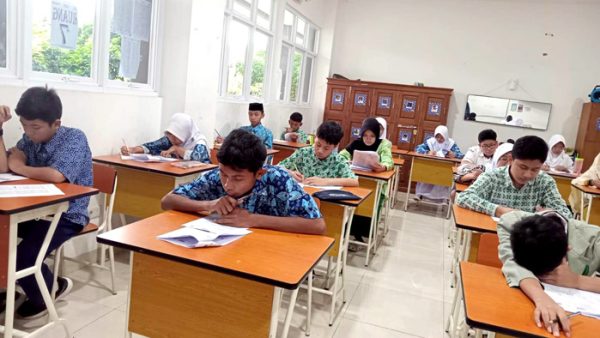 Murid SMPN 1 Ciampea Ikuti KSNR, Kepala Sekolah Dorong Pemahaman Sains Berbasis Penalaran