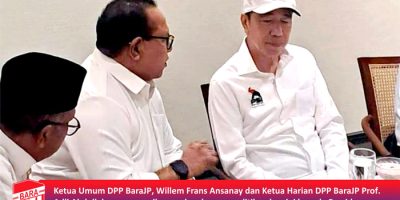 Ketua Umum DPP Barisan Relawan Jokowi Presiden (Bara JP), Willem Frans Ansanay melaporkan langsung perkembangan politik nasional kepada Presiden ke-7 RI Joko Widodo