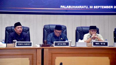 Wabup Sukabumi Sampaikan Nota Pengantar Bupati atas Raperda Tentang APBD Tahun Anggaran 2027