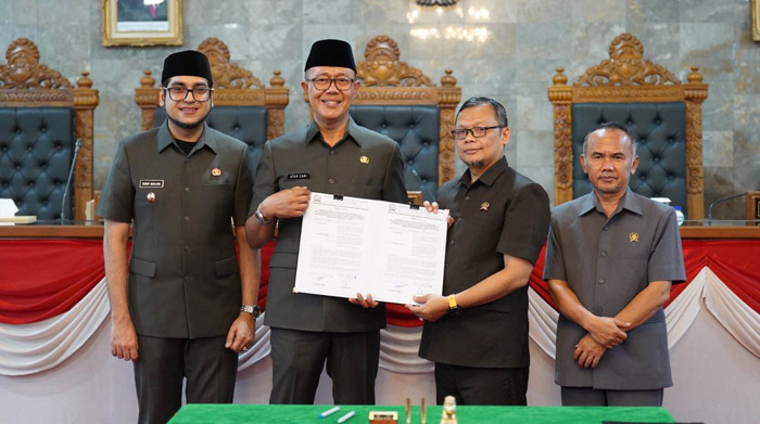 Wali Kota Sukabumi Sampaikan Penjelasan Terhadap Dua Raperda