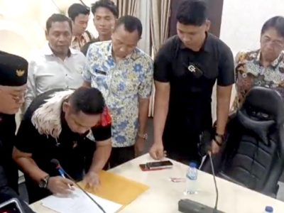 Wartawan Bekasi Gelar Aksi Damai, Menuntut Tiga Poin Terkait Sikap Kadis LH