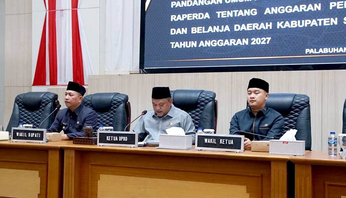 Bupati Sukabumi Sampaikan Jawaban atas Pandum Raperda APBD Tahun Anggaran 2027